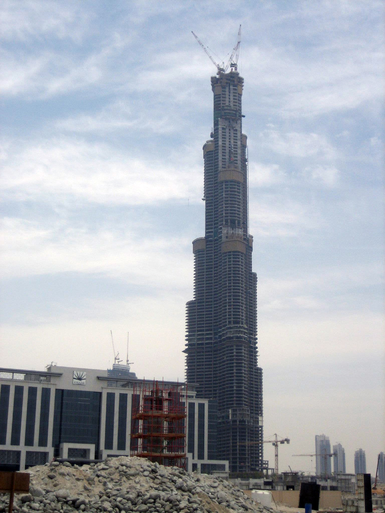 New description of the building - Burj Dubai