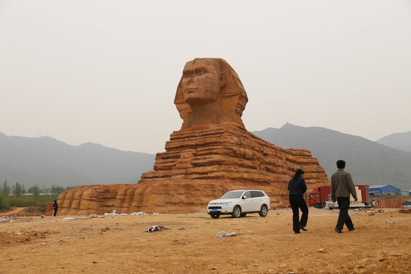 A replica of the Sphinx in China will be demolished