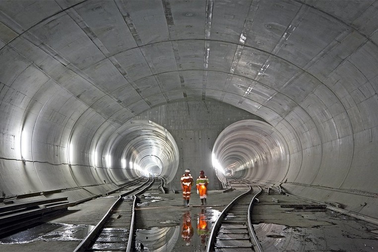 Der längste Eisenbahntunnel der Welt ist eröffnet