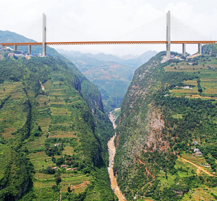 The highest bridge in the world finished