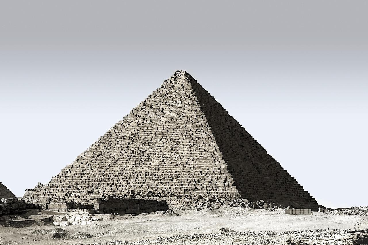 Remarkable discovery, scientists have discovered a secret chamber in the Great Pyramid