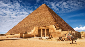 Große Pyramide